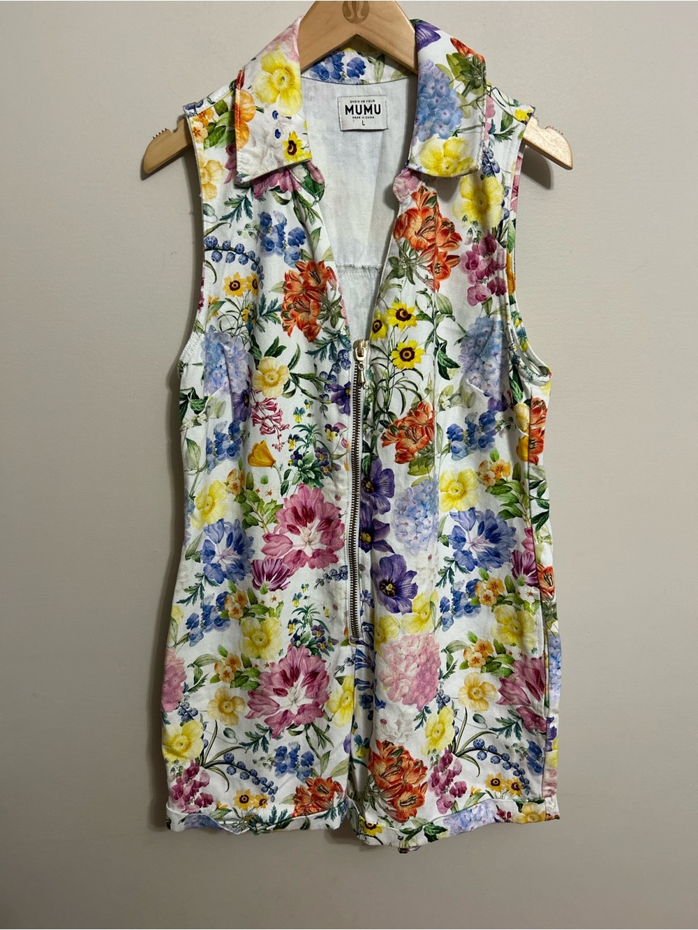 ⭐️SHOW ME YOUR MUMU Reno Romper Ivory Botanical Floral Size LG boho festival⭐️ - Picture 5 of 7